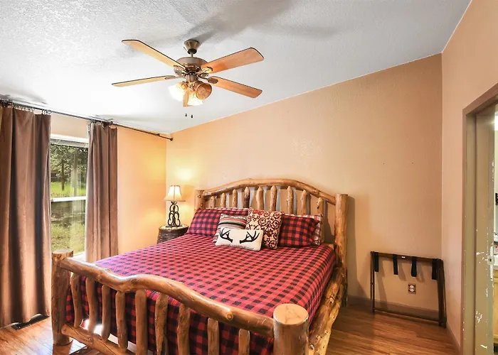Holiday home The Ponderosa Scenic Forest Views Fire Pit Bbq Pet-friendly Now With Wi-fi *